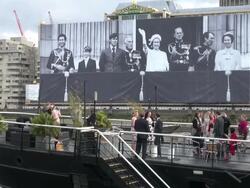MS People enjoying on restaurant boat at Victoria Embankment / London, United Kingdom Stock Footage