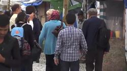 Campaigners urge UK to help refugee children in Calais Jungle camp after Mayor threatens closure of the camp News Clip