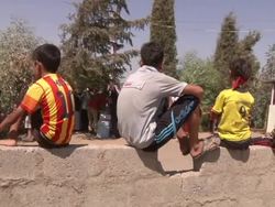 Refugees taking shelter in Dohuk News Clip