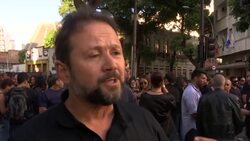 Rio police stations ask locals for donations Instructional Video