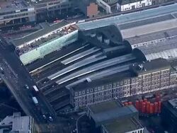 Snow adds to Christmas travel chaos across country News Clip