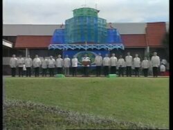 PHILIPPINES: MANILA: APEC SUMMIT PRESS CONFERENCE News Clip