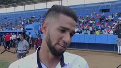 CLEAN : Baseball: Two top Cuba stars desert in Caribbean News Clip