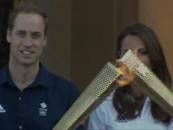 Olympic torch at Buckingham Palace News Clip