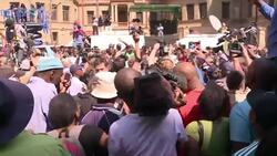 CLEAN : South Africa: Oscar Pistorius leaving court News Clip