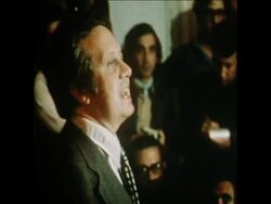 SYND 12 7 75 PRESS CONFERENCE BY SOCIALIST LEADER SOARES News Clip