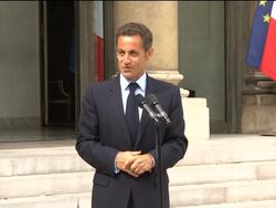 President returns to work days after collapsing News Clip