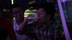 VOICED : Beber alcohol sin control una tradicion en Vietnam News Clip