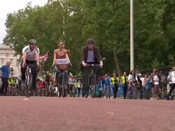 Skyride takes place in London today News Clip