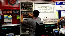 CLEAN : Australia introduces plain News Clip