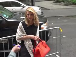 Claire Danes (Homeland) arrives at the Katiie (Couric) show & signs for fans Stock Footage