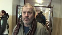 Czechs begin voting to elect president by ballot for the first time News Clip