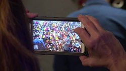 CLEAN : Chinese artist hides in art to express emotions News Clip