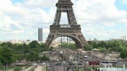 CLEAN : Eiffel Tower evacuated after bomb scare News Clip