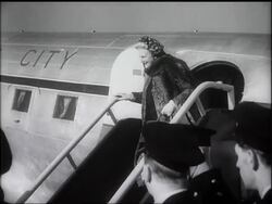 MR CHURCHILL HOME FROM MARRAKESH News Clip