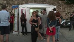 CLEAN : Massive Attack dedicate Lebanon gig to Gaza children News Clip