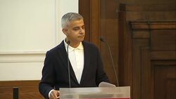 Donald Trump supporters heckle London Mayor Sadiq Khan during speech at Fabian Society News Clip