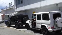 Hilary Duff running errands in West Hollywood Stock Footage