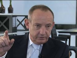 De Boer on hacked e-mails, Pershing on hopes, Greenpeace News Clip