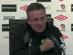 Paul Lambert Man City 5-1 Norwich Stock Footage