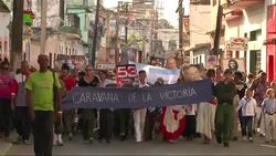 Con grandes desfiles en toda la isla  recuerdan la historia de la revolucion News Clip