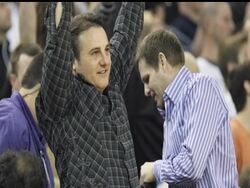 Kings co-owner Joe Maloof told The Associated Press that the NBA club will remain in Sacramento for at least one more season to give Mayor Kevin Johnson a chance to follow through on his promise for a new arena. (May 2) News Clip