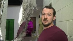 VOICED : Drag queens take the stage at Mardi Gras News Clip