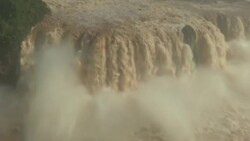 Torrential rainfall led authorities in Brazil to open two hydroelectric dams above the world-renowned Iguazu Falls, increasing water flow nearly 30-fold. (June 12) News Clip