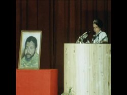 SYND 16/11/80 OLIVER TAMBO RECEIVES NEHRU AWARD IN NEW DELHI News Clip