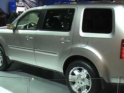 2008 Honda Pilot prototype SUV montage Stock Footage