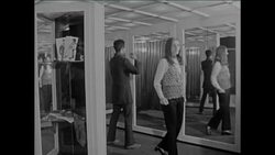 SYND 6 9 68 AUTUMN FASHION IN BUDAPEST Instructional Video