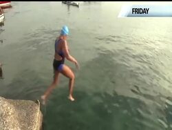 Marathon swimmer Diana Nyad has given up on her second attempt to become the first athlete to swim from Cuba to Florida without using a shark cage.  She swam for nearly two days, but gave up due to numerous Portuguese man o'''' war stings. Instructional Video