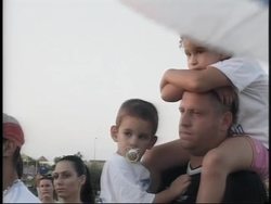 Settlers hold farewell ceremony as deadline approaches News Clip