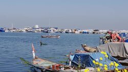 SLOW MOTION: Inciralti fishing shelter Stock Footage