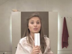 bathroom - song &quot;Hit the road Jack&quot; Stock Footage