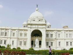 MS View of victoria memorial / Kolkata, West Bengal, India Stock Footage