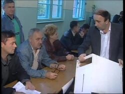KOSOVO: YUGOSLAV ELECTIONS (V) News Clip