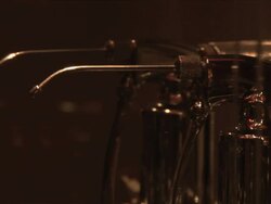 alte medizinische instrumente Stock Footage