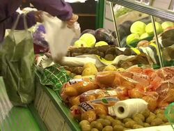 Price of potatoes - Greengrocers News Clip