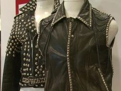 ATMOSPHERE: Tommy Hilfiger Celebrates 25th Anniversary at Macy's Union Square at the Tommy Hilfiger Celebrates 25th Anniversary at Macy's Union Square at San Francisco CA. (Footage by WireImage Video/GettyImages) Stock Footage