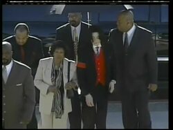 Pop star arrives at court as trial continues News Clip