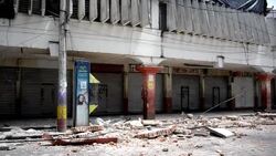 CLEAN : At least three dead as quake hits Mexico and Guatemala News Clip