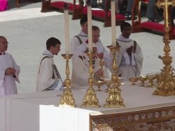 B-ROLL - The Inauguration Mass For Pope Francis at St. Peter's Square on March 19, 2013 in Vatican City, Vatican. (Footage by Giulio Origlia/Getty Images) Stock Footage