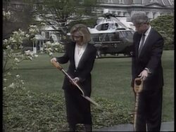USA - Clintons Plant Oklahoma Remembrance Tree Instructional Video