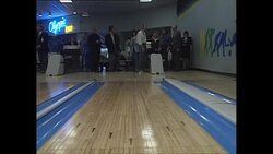 Status Quo's Rick Parfitt & Francis Rossi at bowling alley News Clip