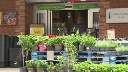 CLEAN : Amazon to buy Whole Foods Market for $13.7 bn News Clip