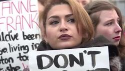 CLEAN : Rally against Trump travel ban in Berlin (2) News Clip