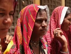 Four rajasthani women, Jaisalmer, Rajasthan, India Stock Footage