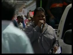 Teachers rally against federal police presence as classes resume after 5 months of strikes News Clip