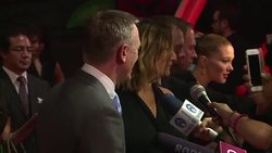 VOICED : Mexico se rinde ante James Bond News Clip